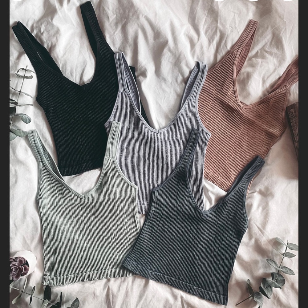 NEW Crop tank top